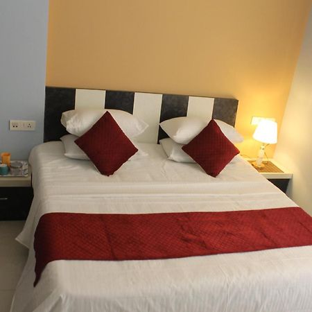Rockfort Stay Inn Oragadam Экстерьер фото