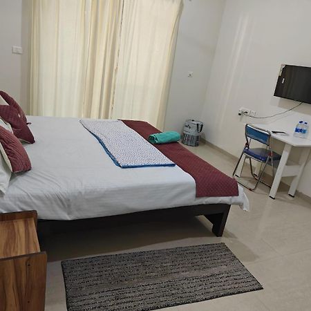 Rockfort Stay Inn Oragadam Экстерьер фото